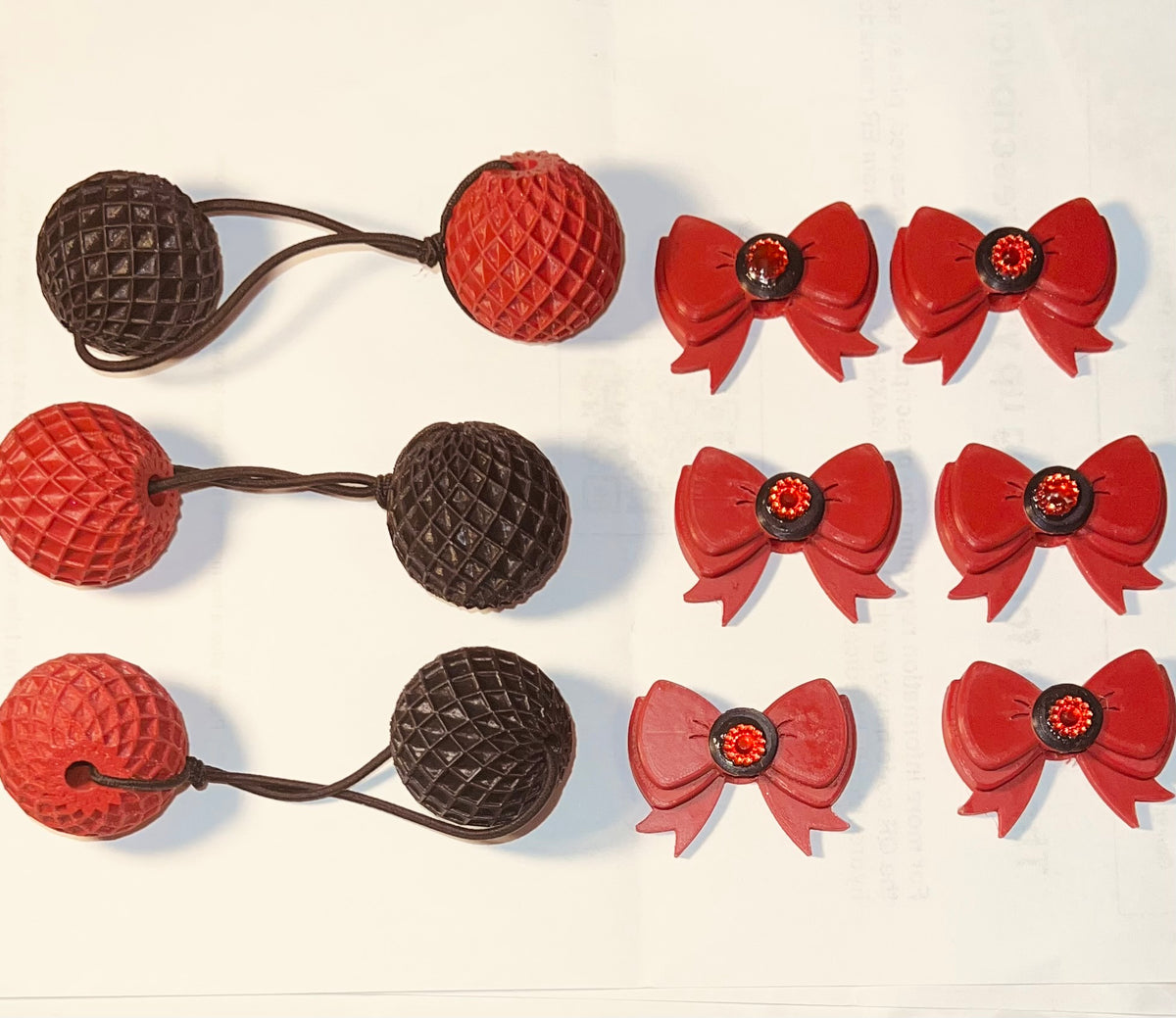 lg. Dimple Do's ponytail holders, Free beadettes (black, burgundy)