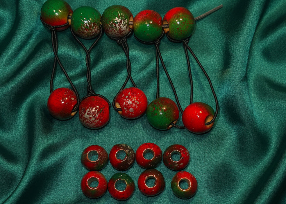 wooden ponytail holder beadette set (red, green, silver)