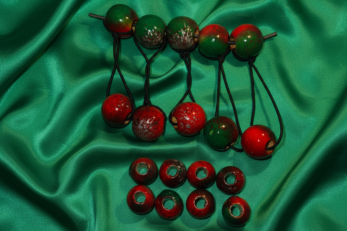 wooden ponytail holder beadette set (red, green, silver)