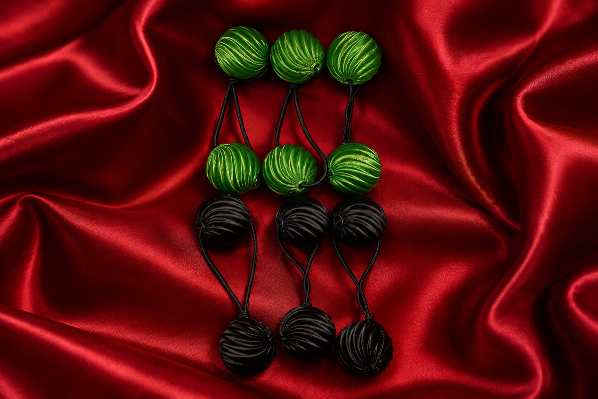 Small swirl drop ponytail holders (olive green, black)