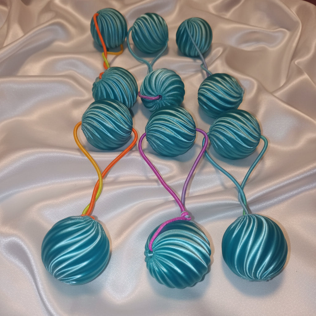 Small swirl drop ponytail holder (light blue)